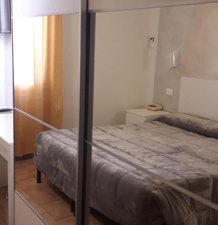 Locanda Il Burchiello Oriago Di Mira Buitenkant foto
